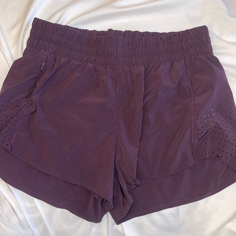 Athleta Hustle 3” Short